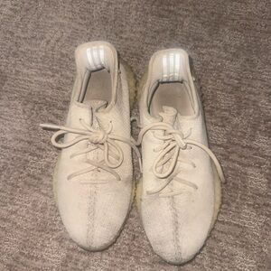 Yeezy Boosts Cream White